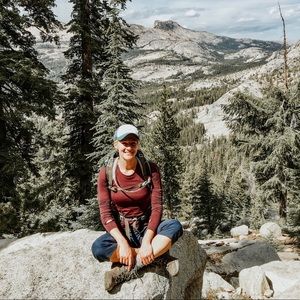 Meet your Posher, Alicia